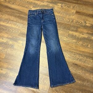 American Eagle Super Hi-Rise Flare Jeans Next Level Stretch Women’s 6 Blue Denim